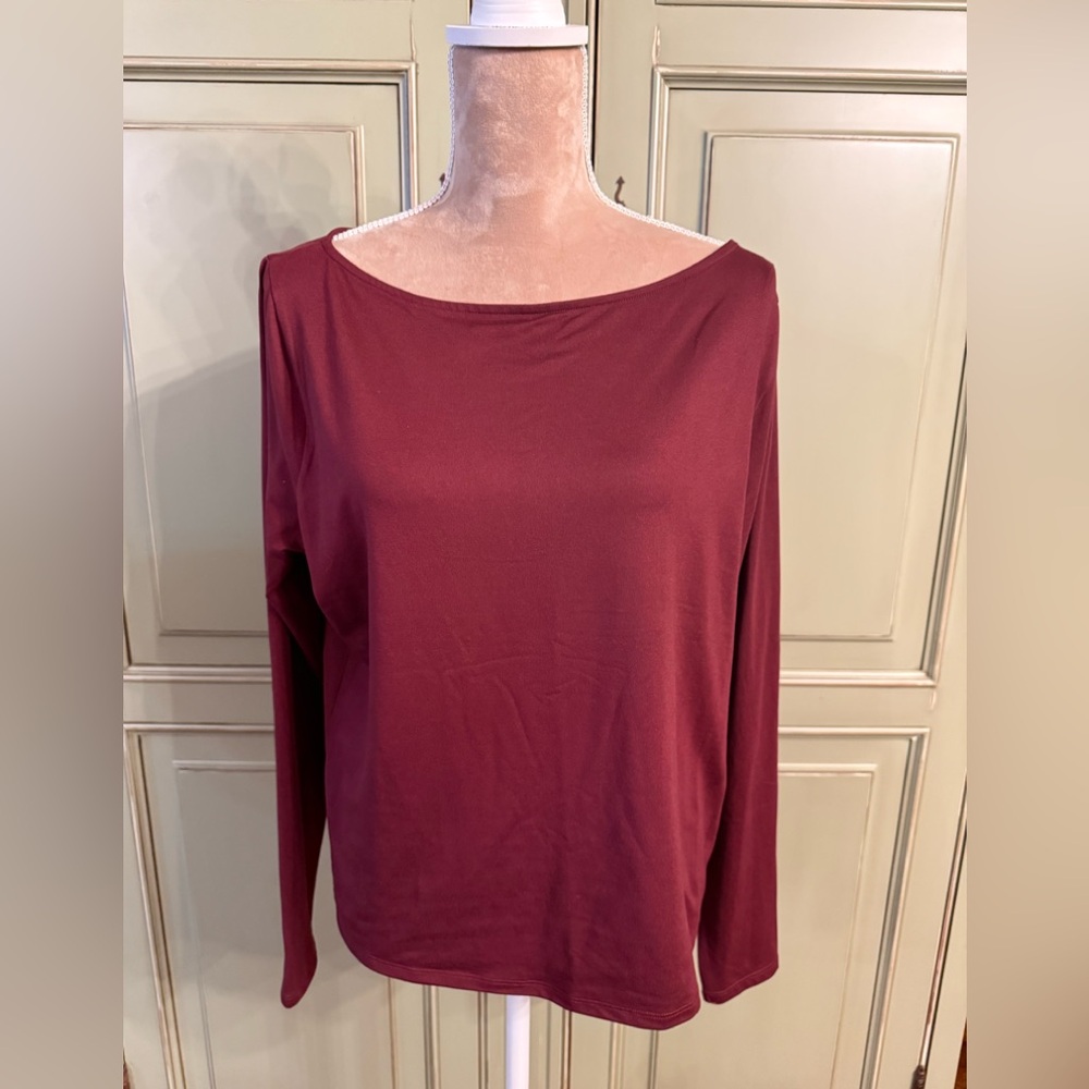 Hollister - Great Condition. Barely worn.